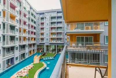 家庭套房（泳池景观） — Elite Suites Patong